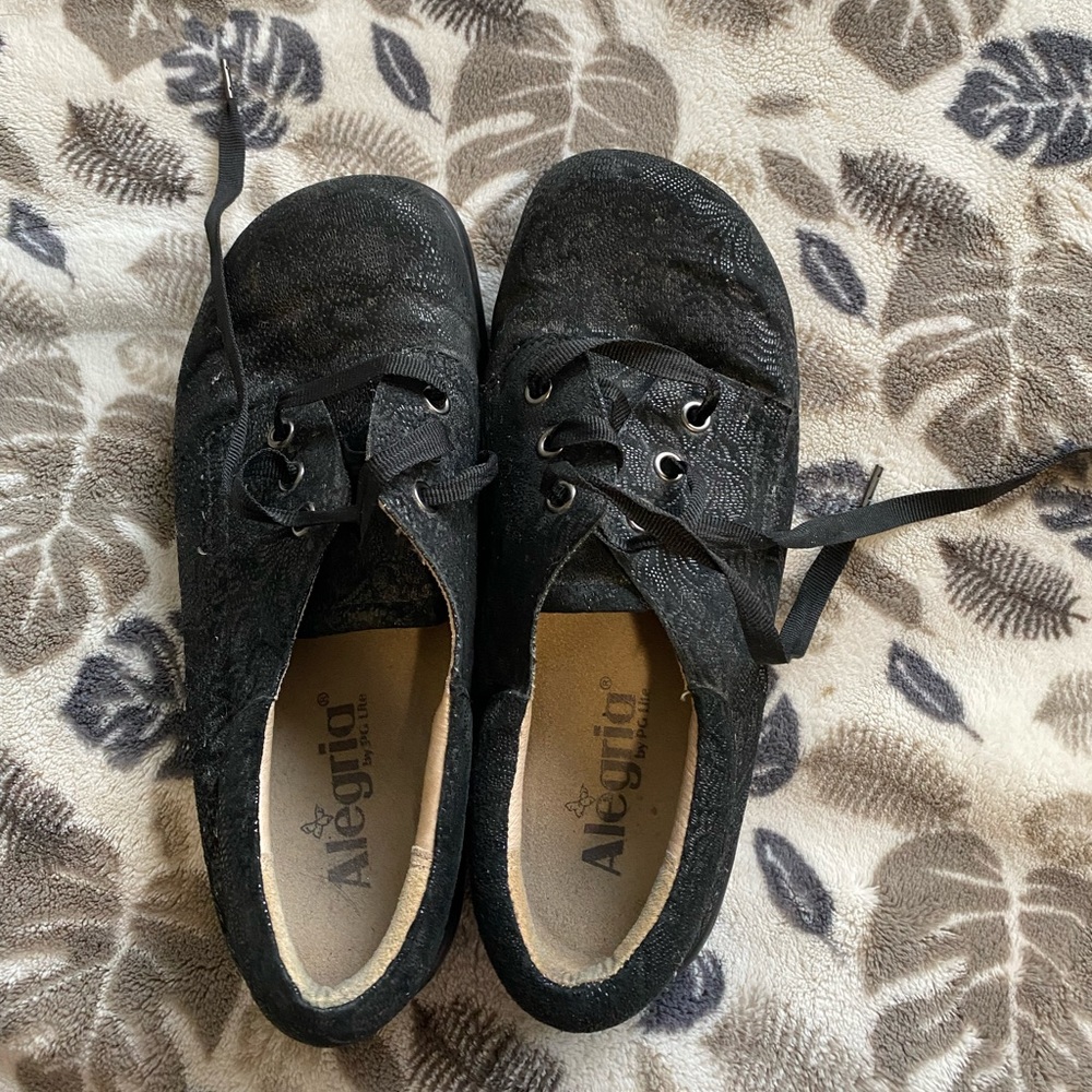 Barely worn Alegria shoes